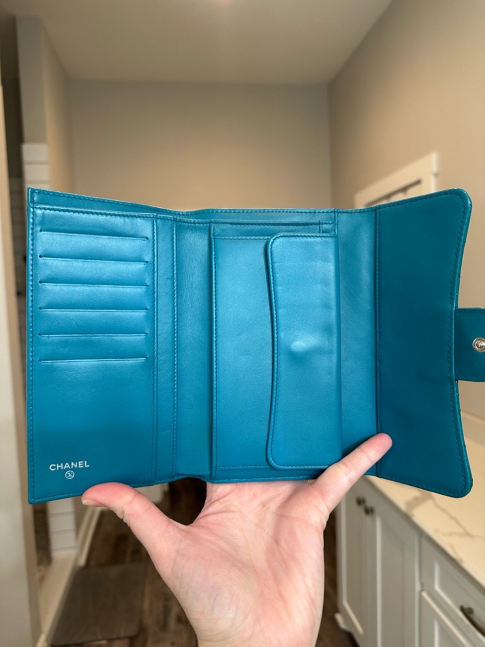 Pre-Owned CHANEL Turquoise Quilted Patent Leather Wallet - Picture 4 of 8